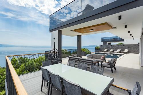 Three Elements Villas - Villa Titanium
