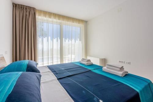 Apartments Sea View With Pool