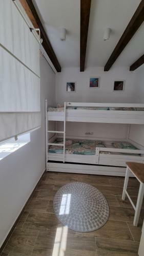 Old Town Pag Apartments