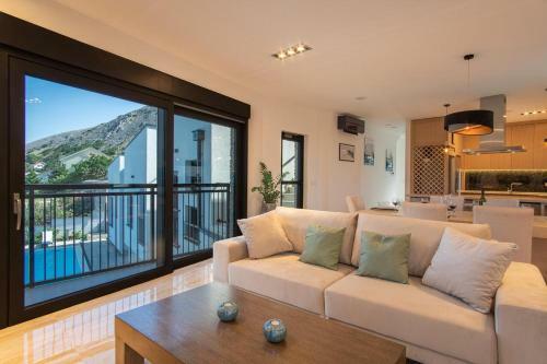Luxury Villa With A Swimming Pool Bosana, Pag - 19824