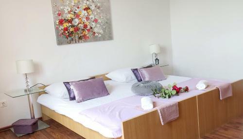 Zara Guest House