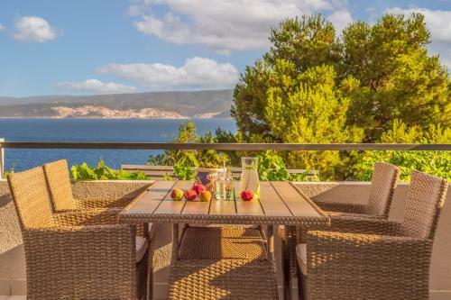 Adris Apartments