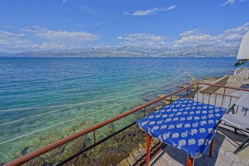 Apartments Lucija Above The Beach