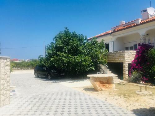 Olive Tree Apartment At Villa Mia In Novalja