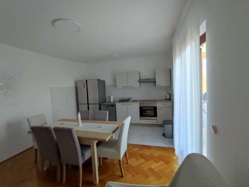 Apartamentos House Silva