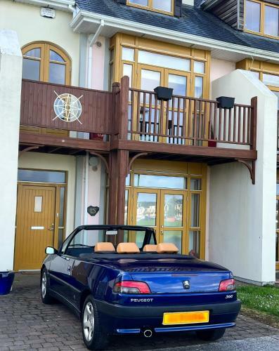 Stylish 4 Bed Marina Home & 40? Shannon Mooring