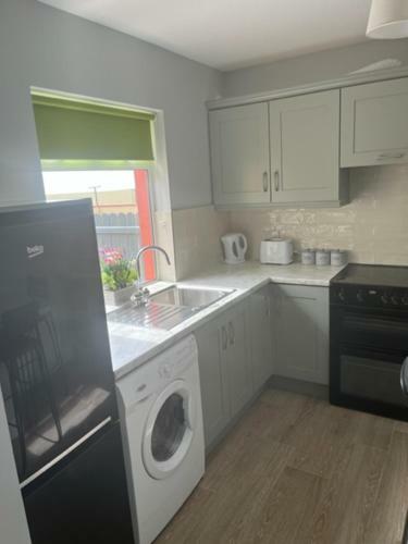 Newly Renovated 1-bed Apartment