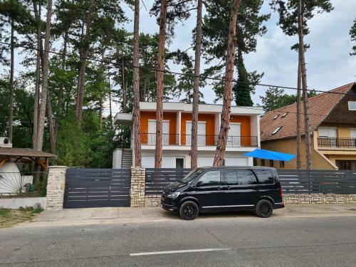 �t Feny? Apartmanh�z
