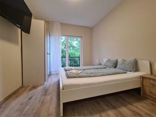 �t Feny? Apartmanh�z