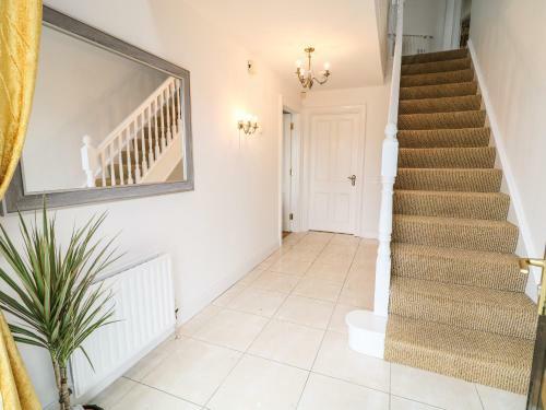 12 Hillview