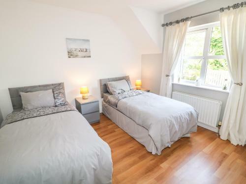 12 Hillview