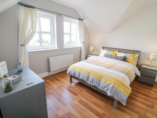 12 Hillview