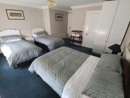 Hostal Dun Maeve Guest Accomadation