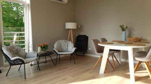 Apartament 44