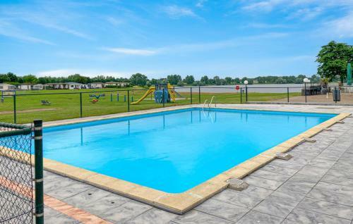 Luxe Chalet Direct Aan Het Water Met Strand
