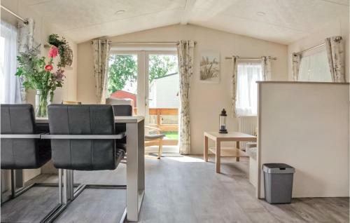 Stunning Home In In de Bongerd With 3 Bedrooms #816
