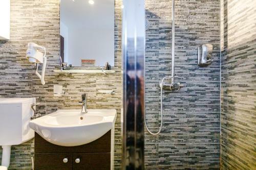 Bed & Breakfast Rex Infinity View 4* Cazanele Dunarii