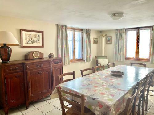 G�te Nicole