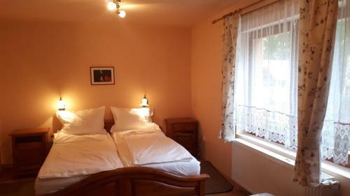 Hostal Pensiunea Maros