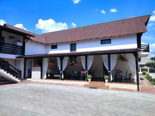 Hostal Pensiunea Sub Hori??