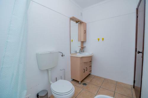 Vale De Centeanes Fabulous Apartment By Innkeeper