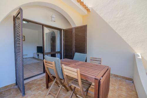 Vale De Centeanes Fabulous Apartment By Innkeeper