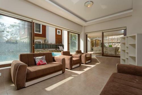 Deniz Ve Orman Manzaral? 4+2 Villa Almina