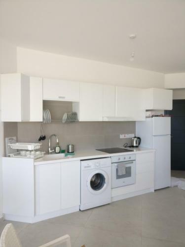 Myrtus Apartment In Aphrodite Park Residence