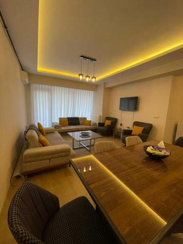 Apartamento Alpi? Aden House Evler?