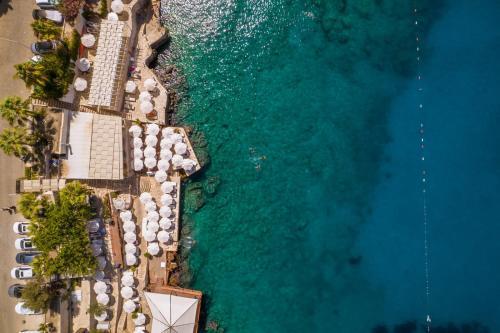 Hera Hotel