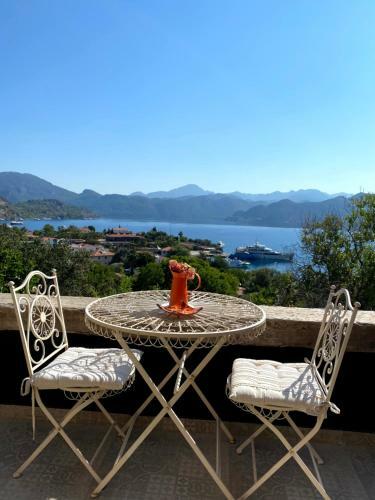Bed & Breakfast V?lla Bakacak
