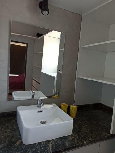 Apartamento Departamento Moderno En Mendoza