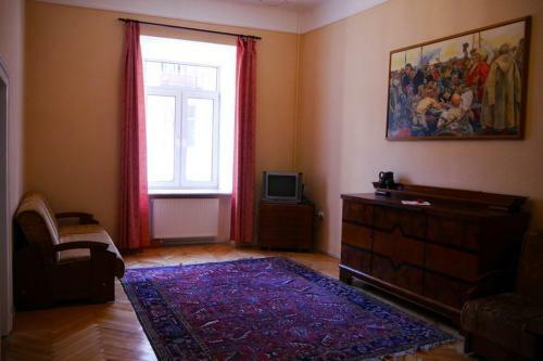 Two Bedrooms Apartment With Two Bathrooms