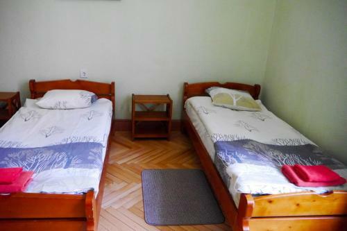 Two Bedrooms Apartment With Two Bathrooms