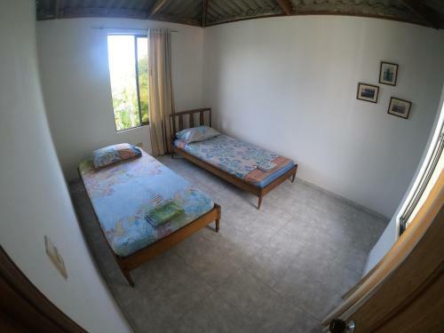 Villa � Casa 100 % Privada, Piscina Y Parqueadero !