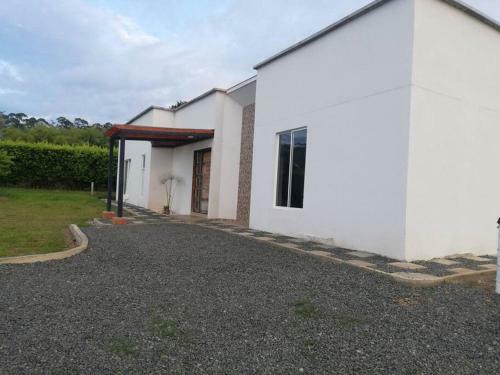 Villa Casa Campestre En Zona Acogedora