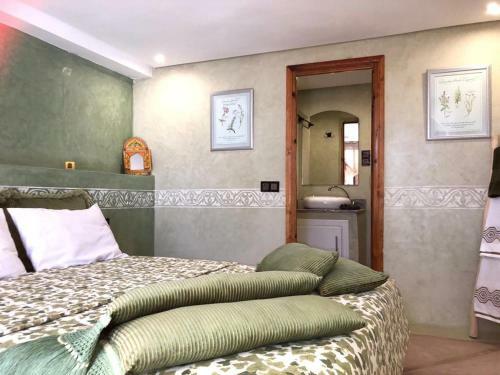 Hostal L'abri C�tier By Nezza
