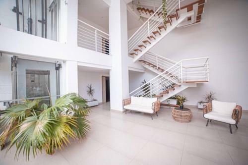 Modern Apartment With Spectacular Sea View.