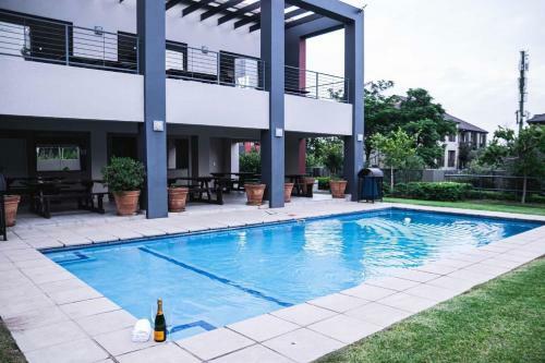 Residence 83 Two-bed Apartment In Fourways