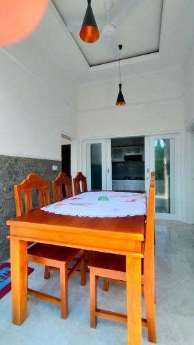 Bed & Breakfast Villa My Flowers Lovina