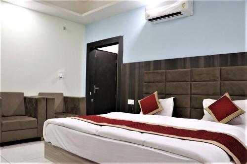 Hotel Blue Pine