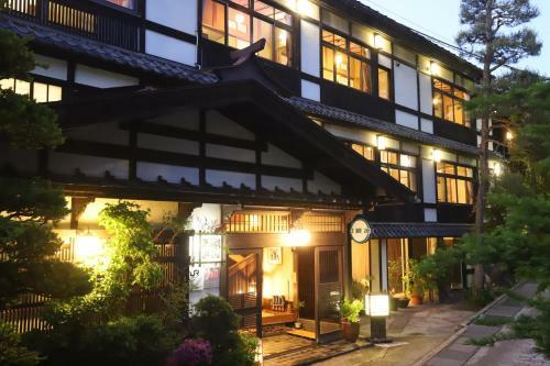 Hotel ??????????