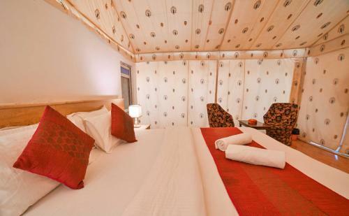 Hotel Baba Heritage Desert Camp