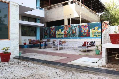 Blue Town Hotel