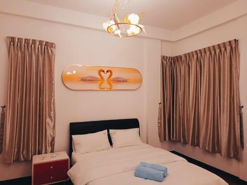 Amazing 4 Bedroom Townhouse With Ample Parking