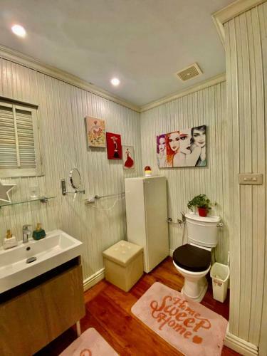 Hostal Rr Staycation