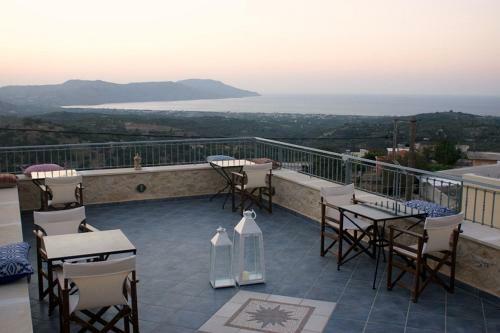 Hostal Rodanthi Guesthouse
