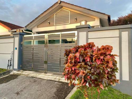 ?timber Homestay?mount Austin Johor Bahru
