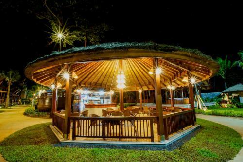 Hotel Khanom Cabana Beach Resort