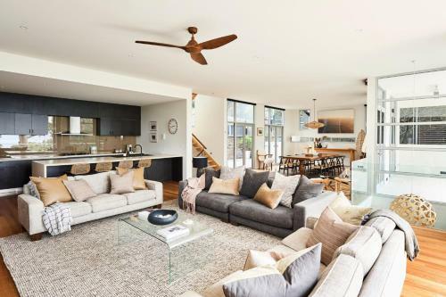 Seaview House